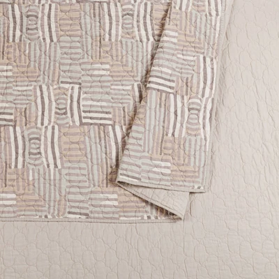 Abrazo Quilt Set - Justina Blakeney For Makers Collective - Image 3